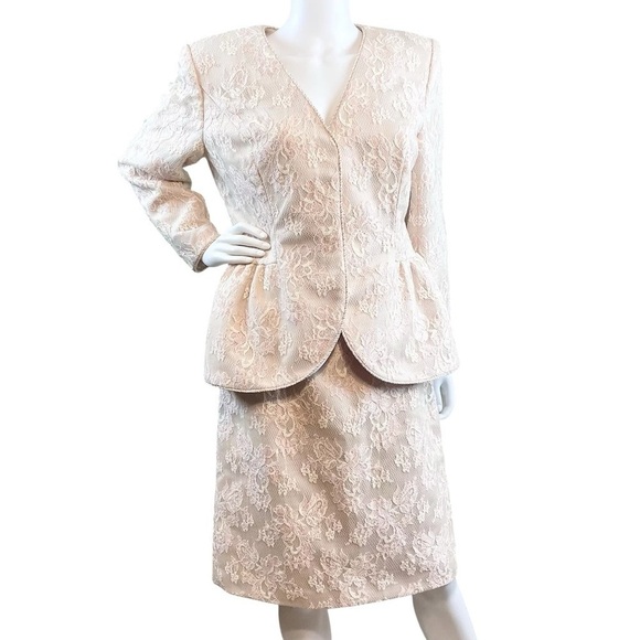 Victor Costa Nahdree Jacket Skirt 2 Pc Set MOB Church Suit Pale Pink Size 10